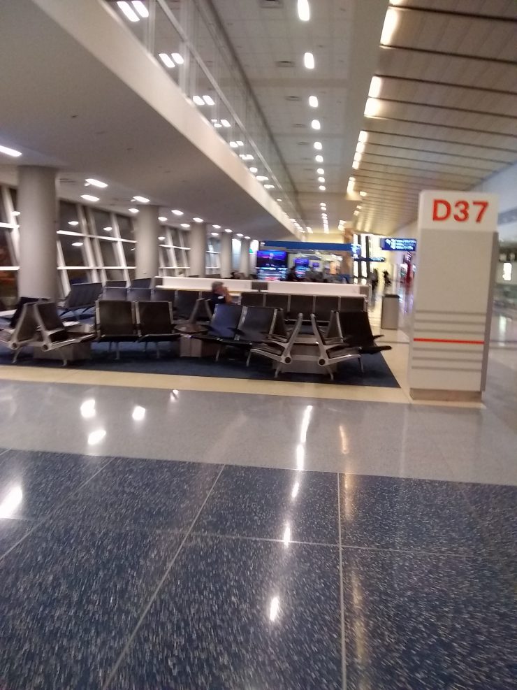 Sleeping In Dallas-Fort Worth Airport – Sleeping In Airports