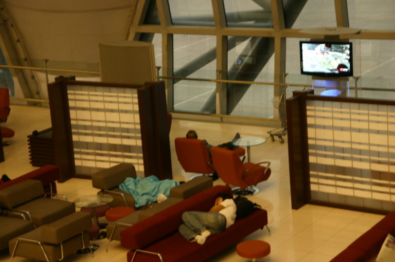 Bangkok Suvarnabhumi Airport Guide (BKK) - Sleeping In Airports