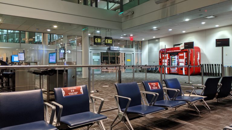 Sleeping in Toronto Pearson Airport – Sleeping in Airports